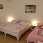 Apartmani Danica